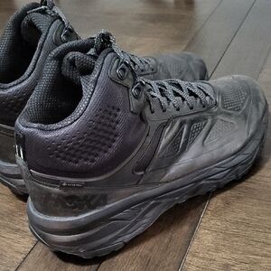 HOKA Men's Black Trail Running Shoes